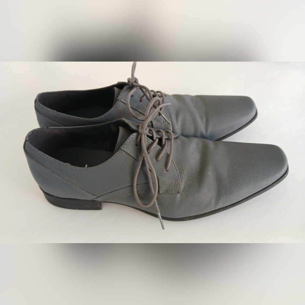 Calvin Klein “Benton” Men’s Oxford Dress Shoes – Size 11.5, Textured Dark Gray
